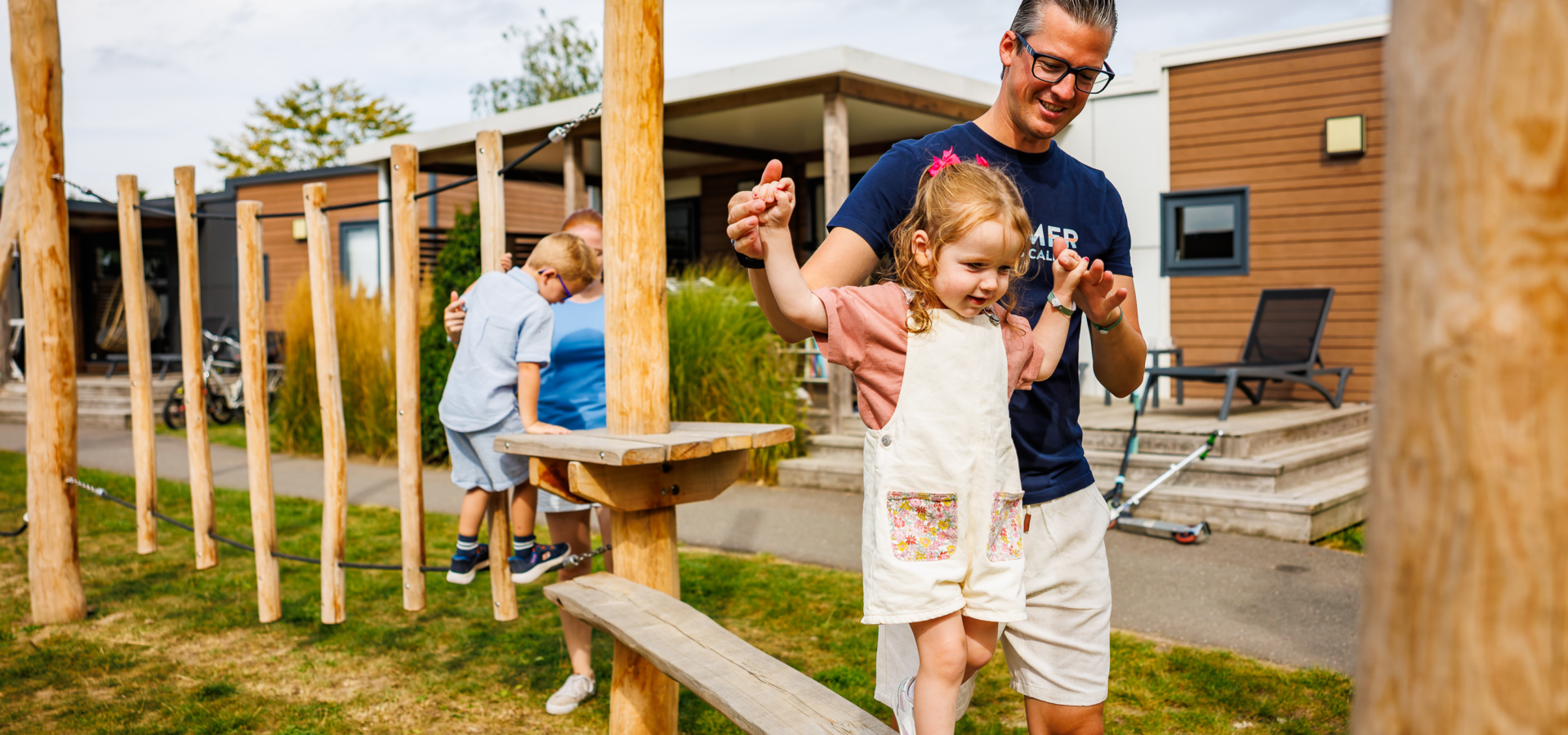 2708 112852 Martin Hols MH 30473 CR3