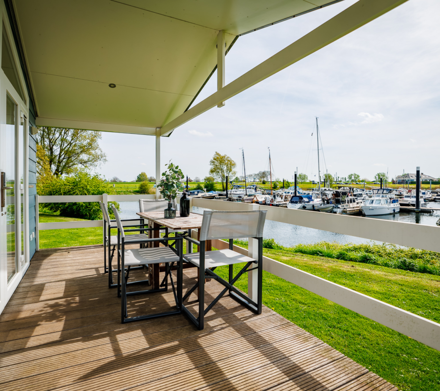 Accommodatie met uitzicht op jachthaven Maurik