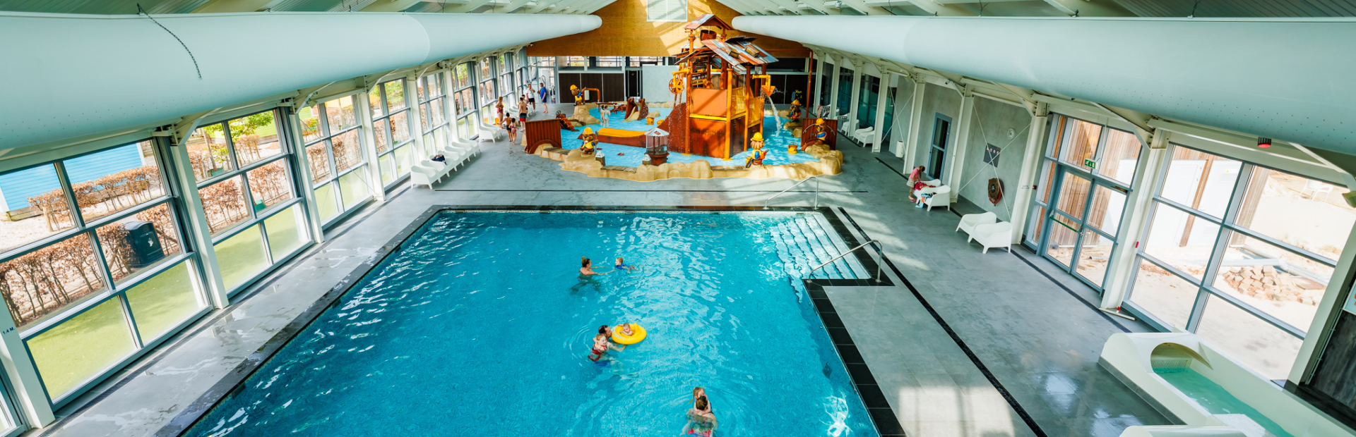 Overdekt zwembad in omgeving Tiel