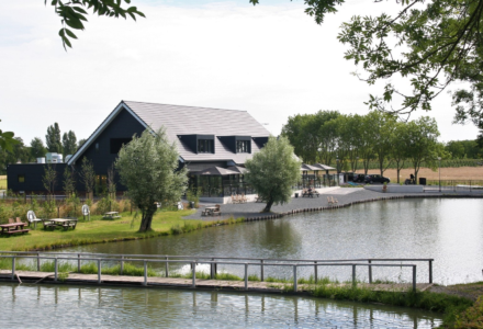 Forrelvisserij in Maurik