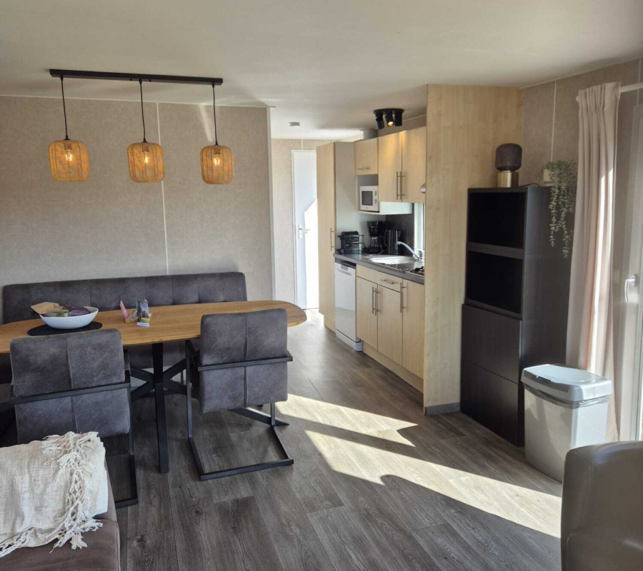 7fcbcefe 1233 47d5 8ea3 bc034364010b