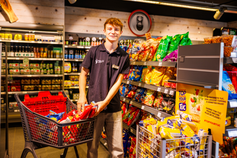 2708 124224 Martin Hols 6 I4 A6341 CR3